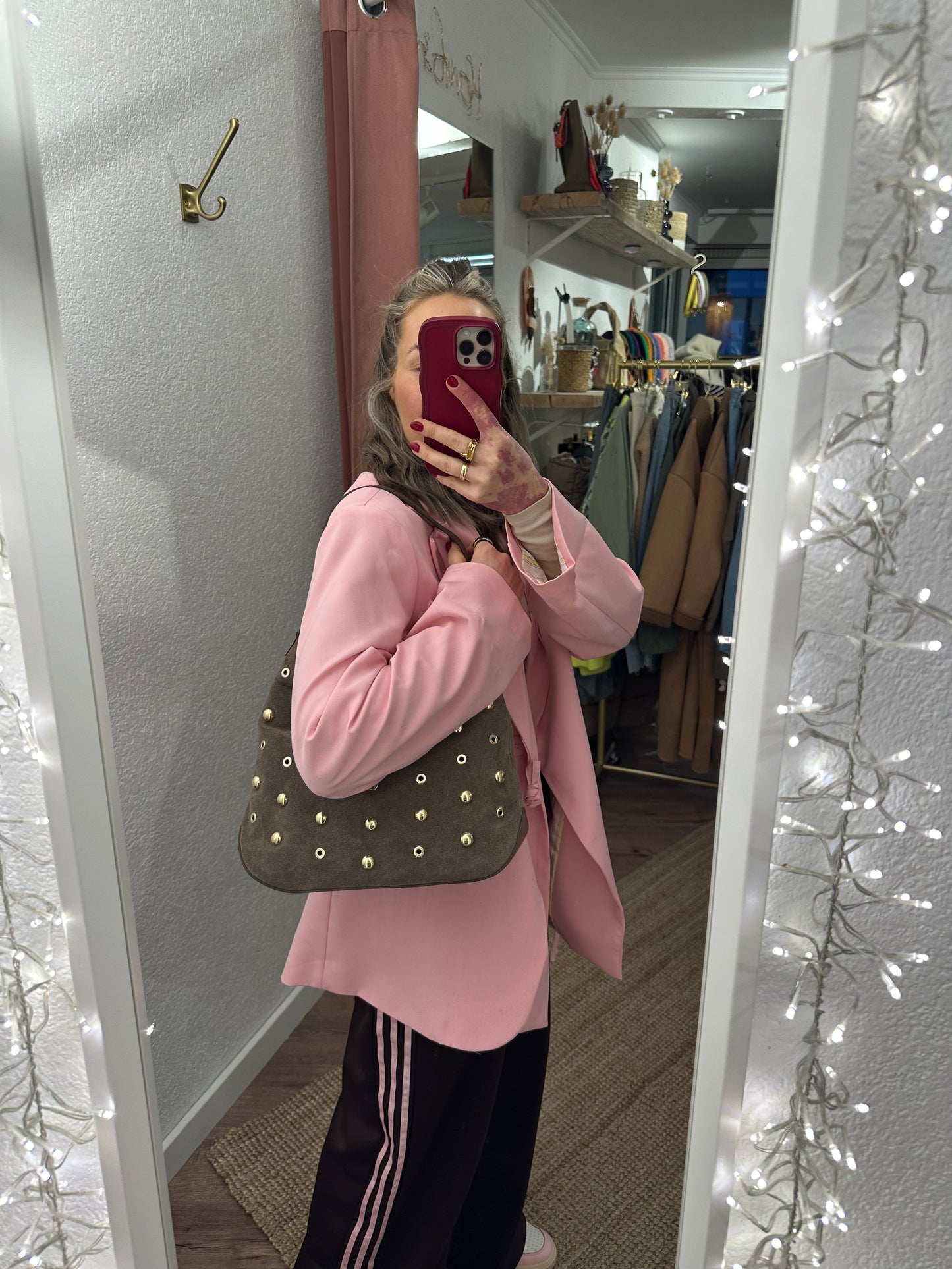 Wildledertasche mit Nieten versch. Farben