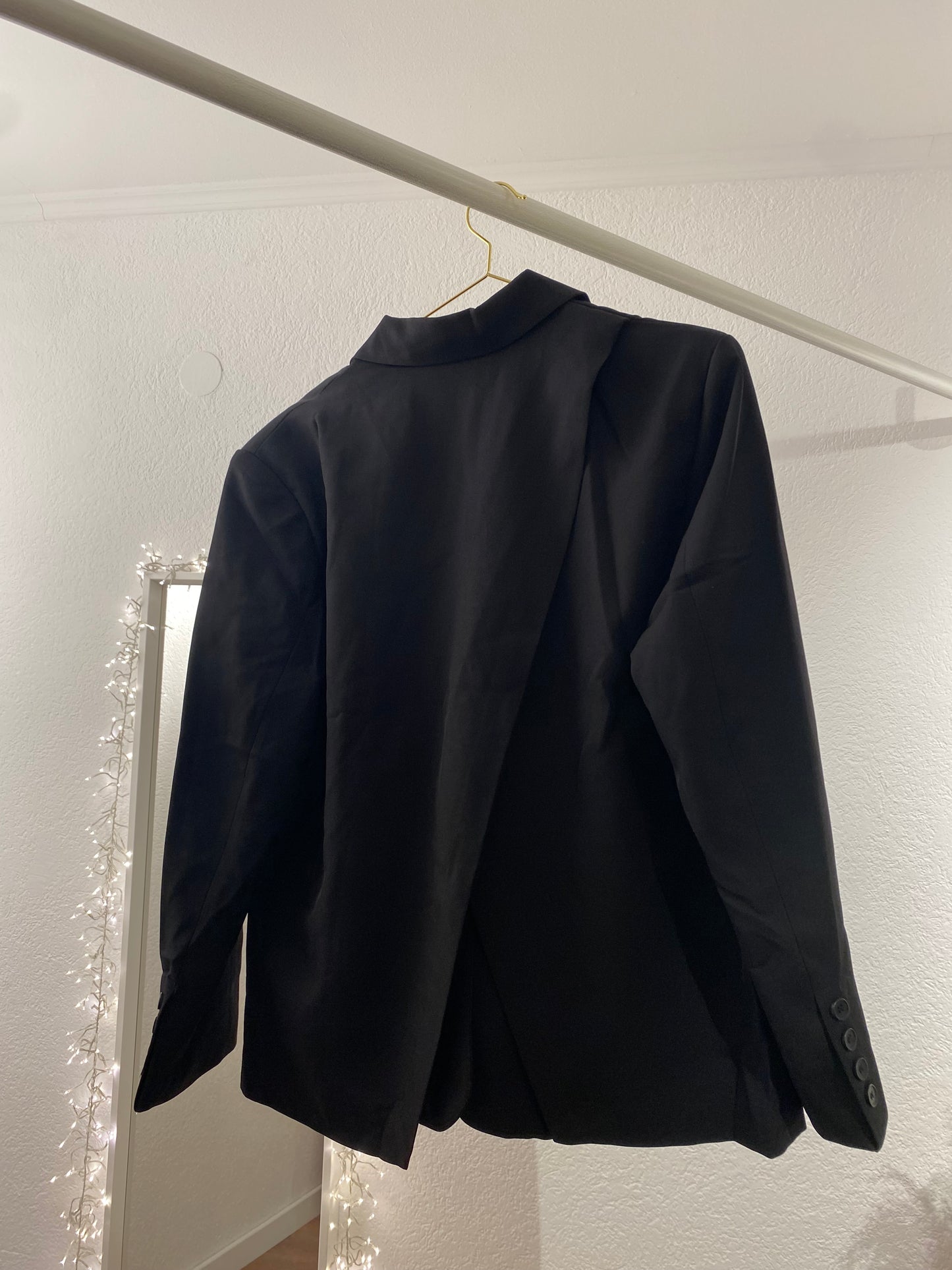Blazer mit Crossover schnitt