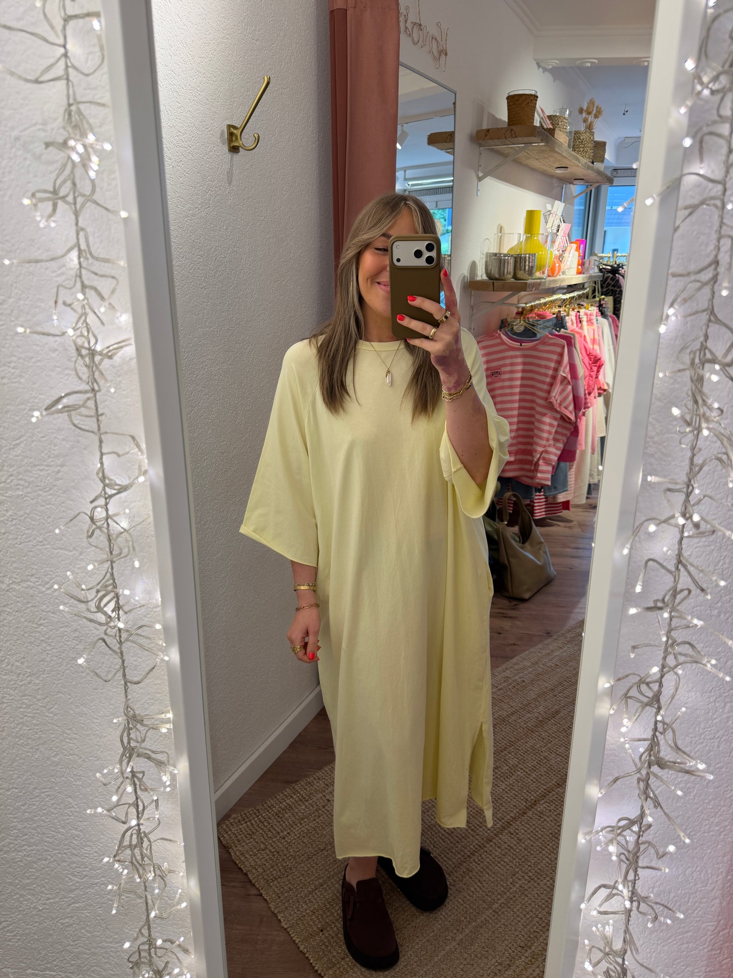 Dünnes T-Shirt Kleid
