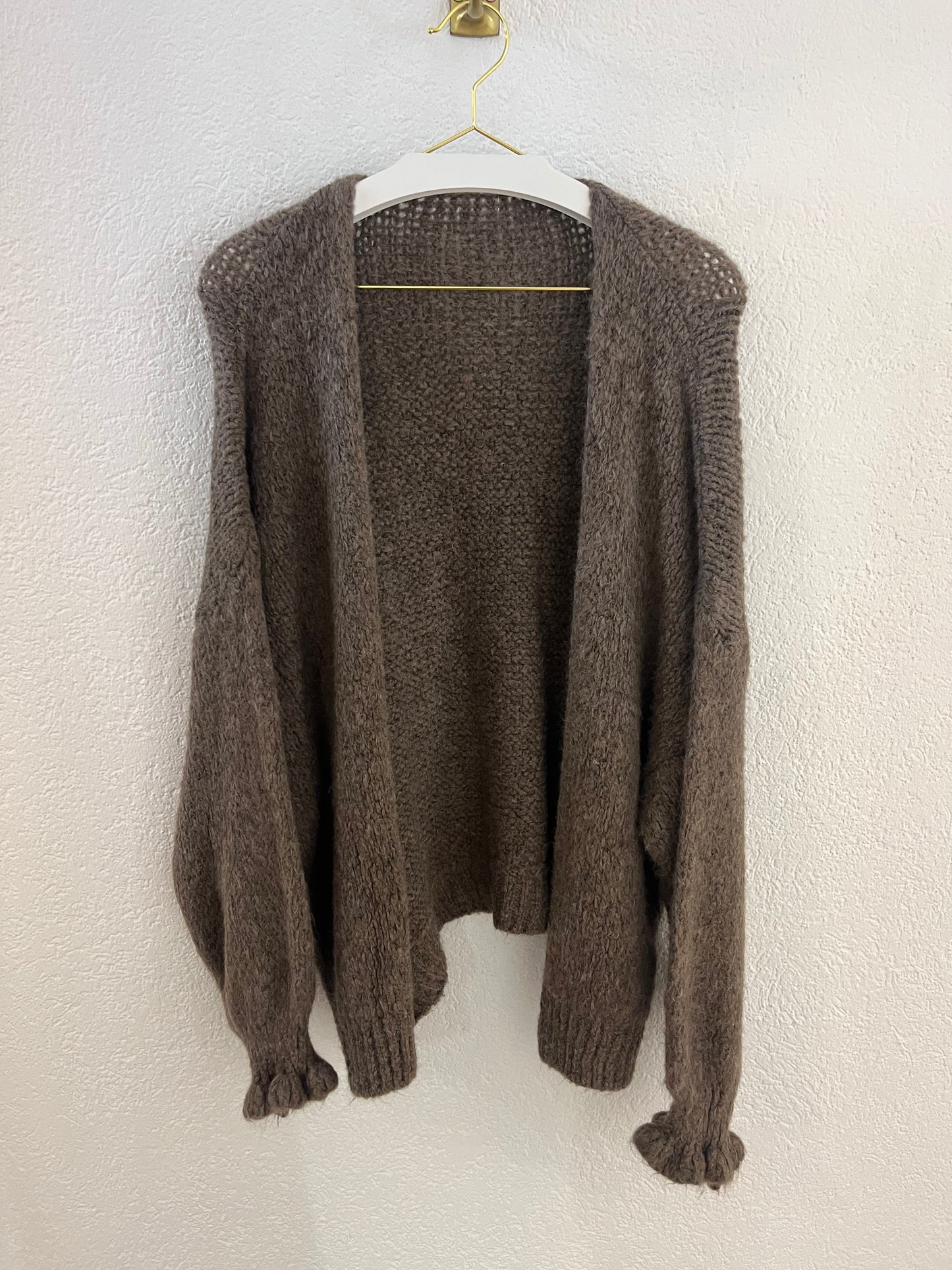 Strickjacke mit gerafften Ärmeln