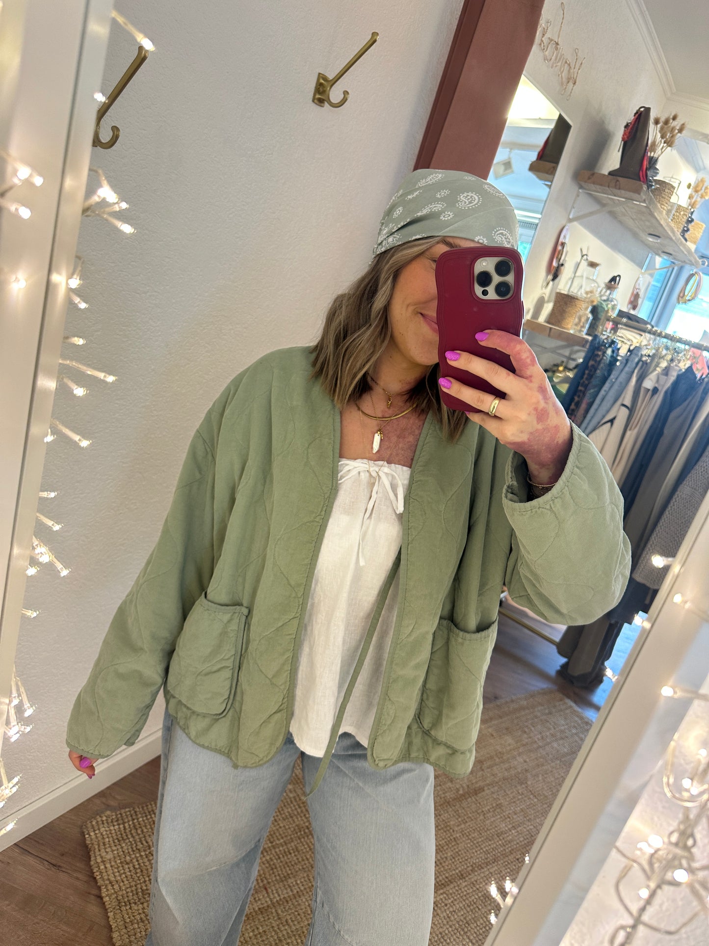 Seidentücher mit Paisley-Muster