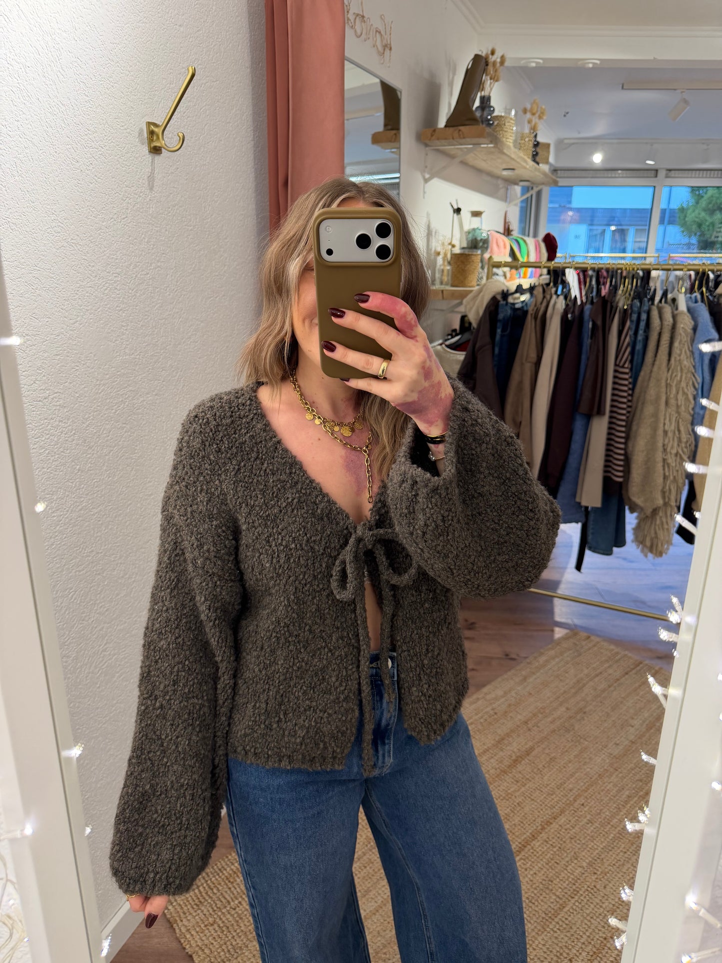 Boucle Cardigan versch. Farben