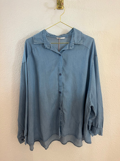 Dünnes Jeans-Hemd