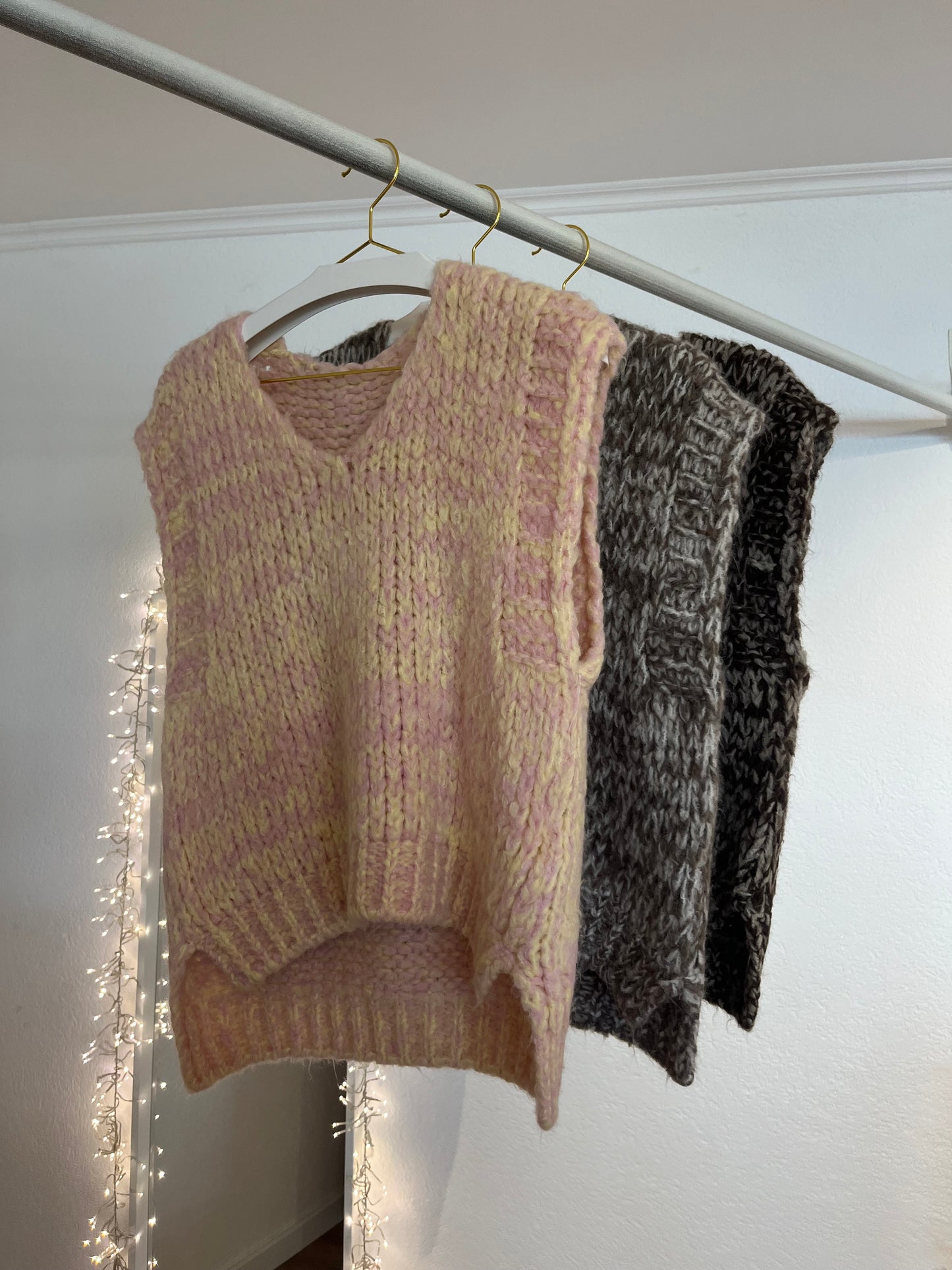 Strickpullunder versch. Farben