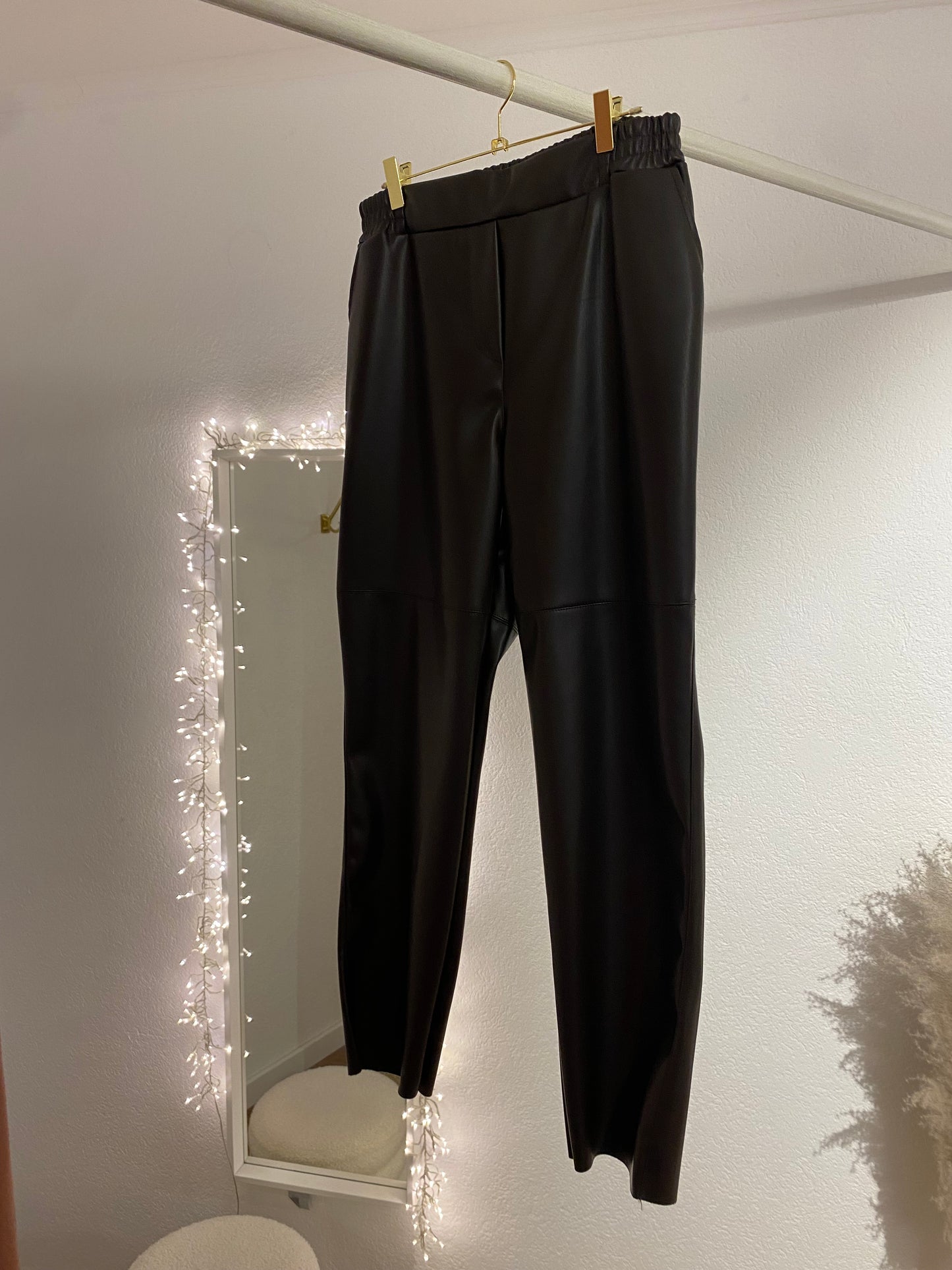 Kunstlederhose versch. Farben