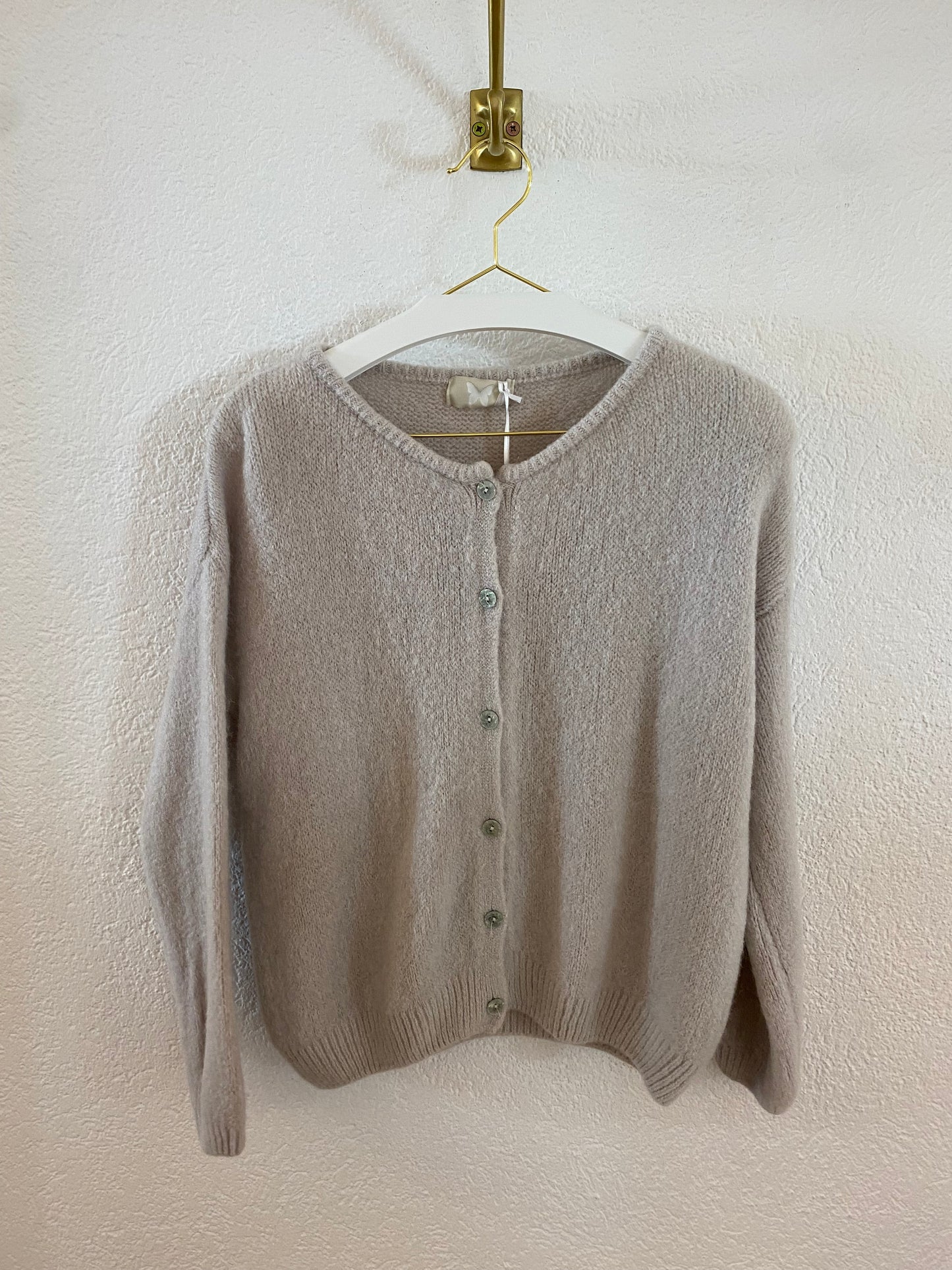 Weiche feine Strickjacke