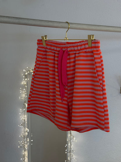 Gestreifte Shorts versch. Farben