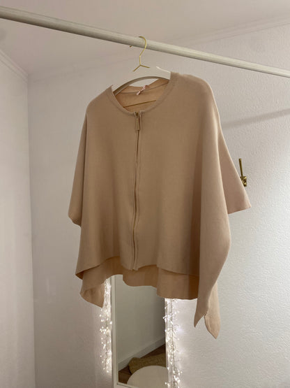 Oversized Strickponcho mit Reißverschluss