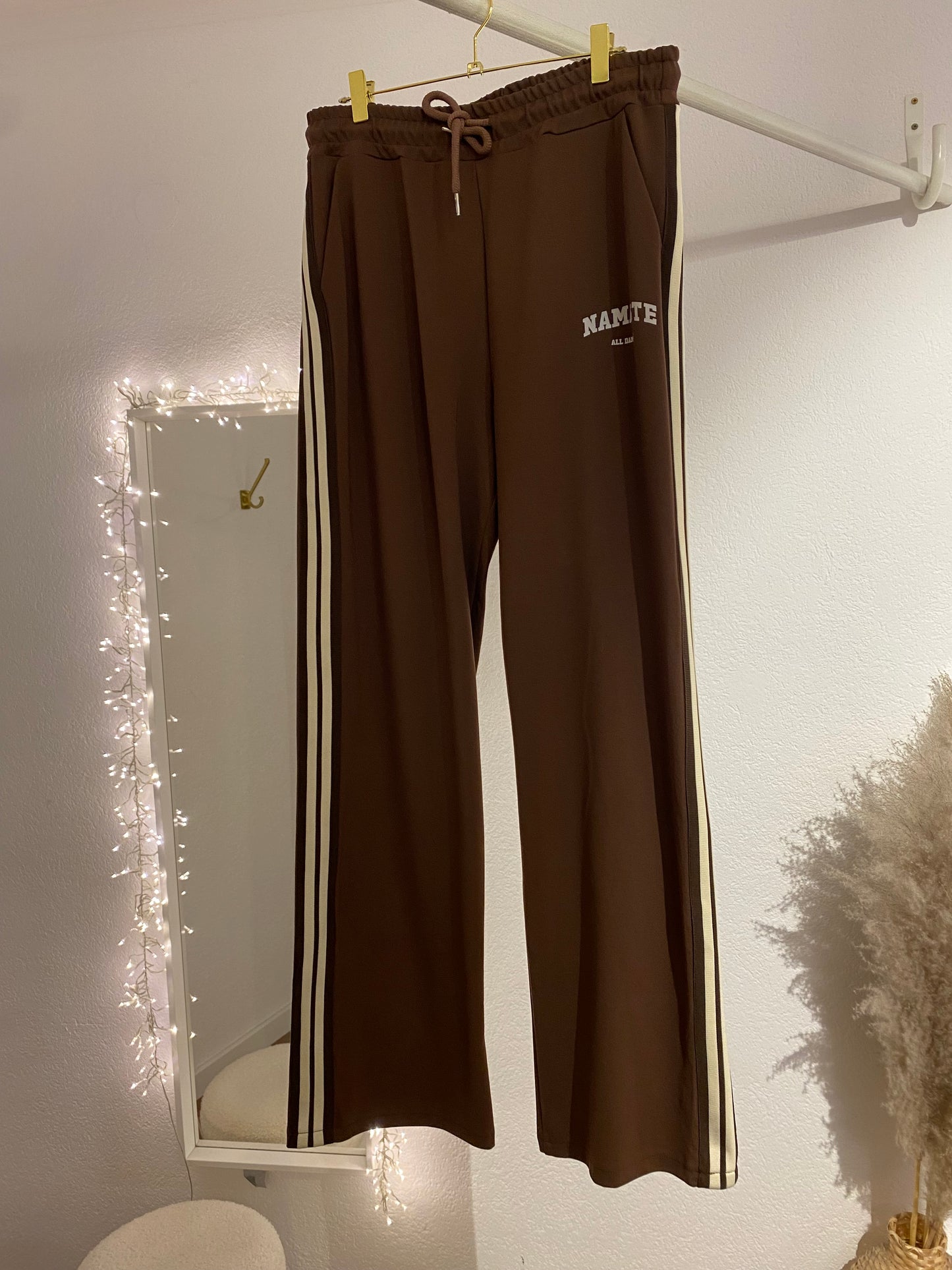 Sweathose mit Seitenstreifen