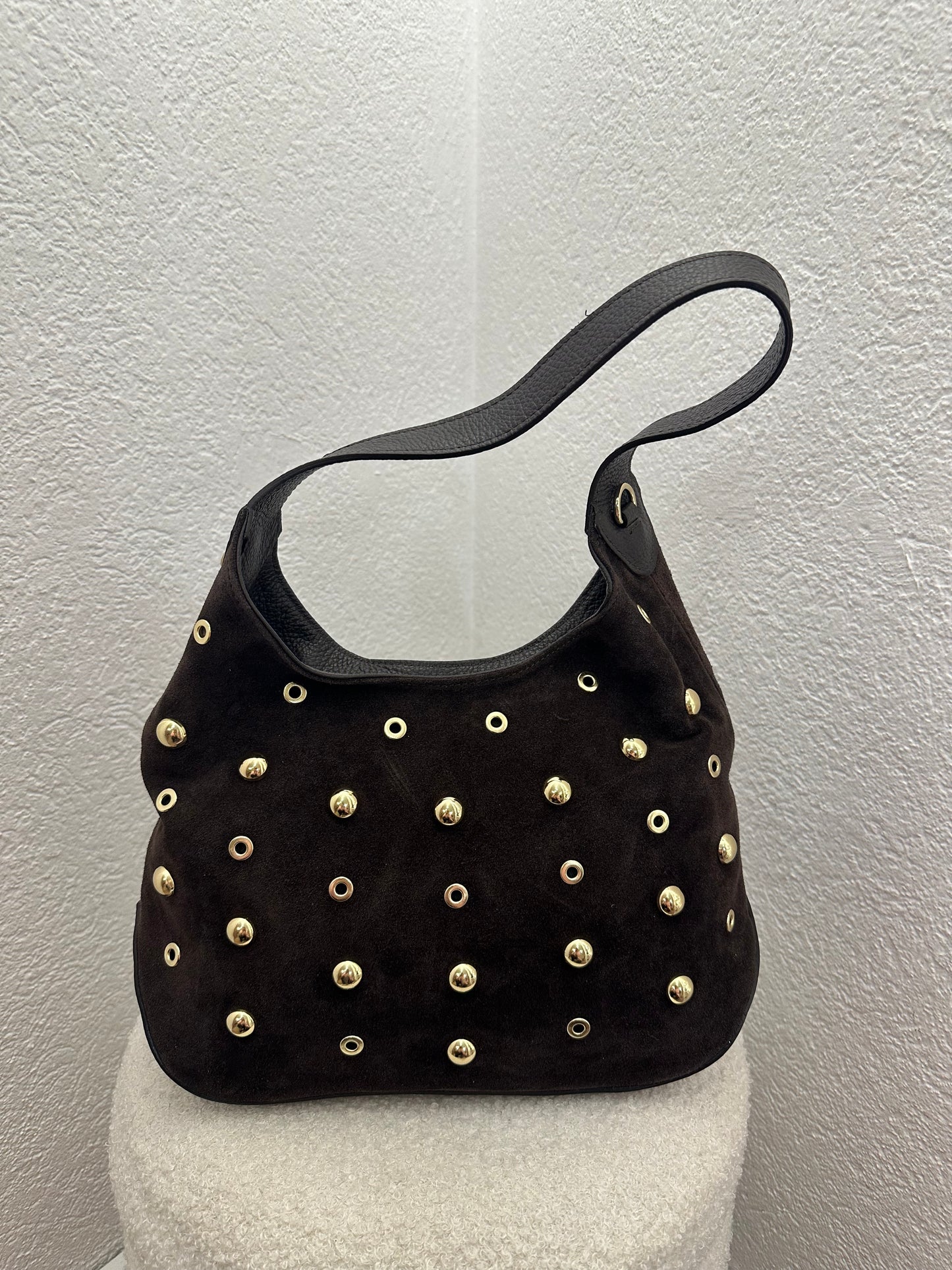 Wildledertasche mit Nieten versch. Farben