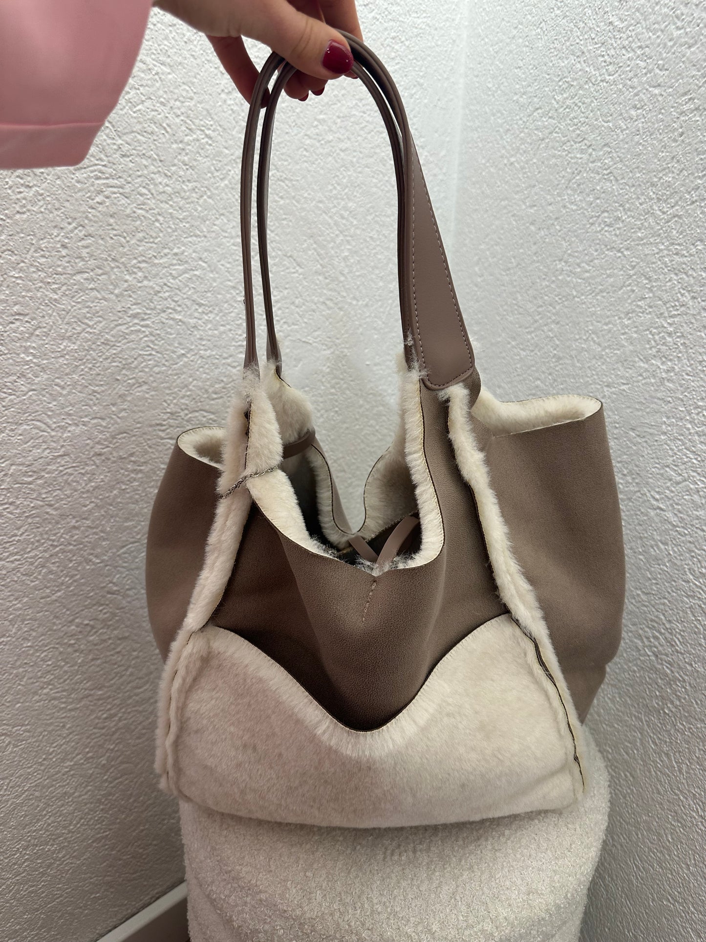 Super weiche Kunstfell Tasche versch. Farben