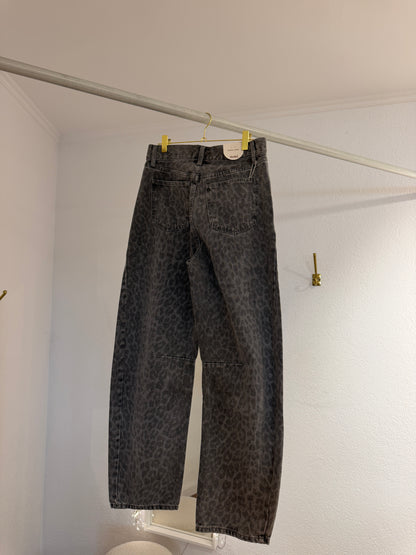 Leo Barrel Jeans