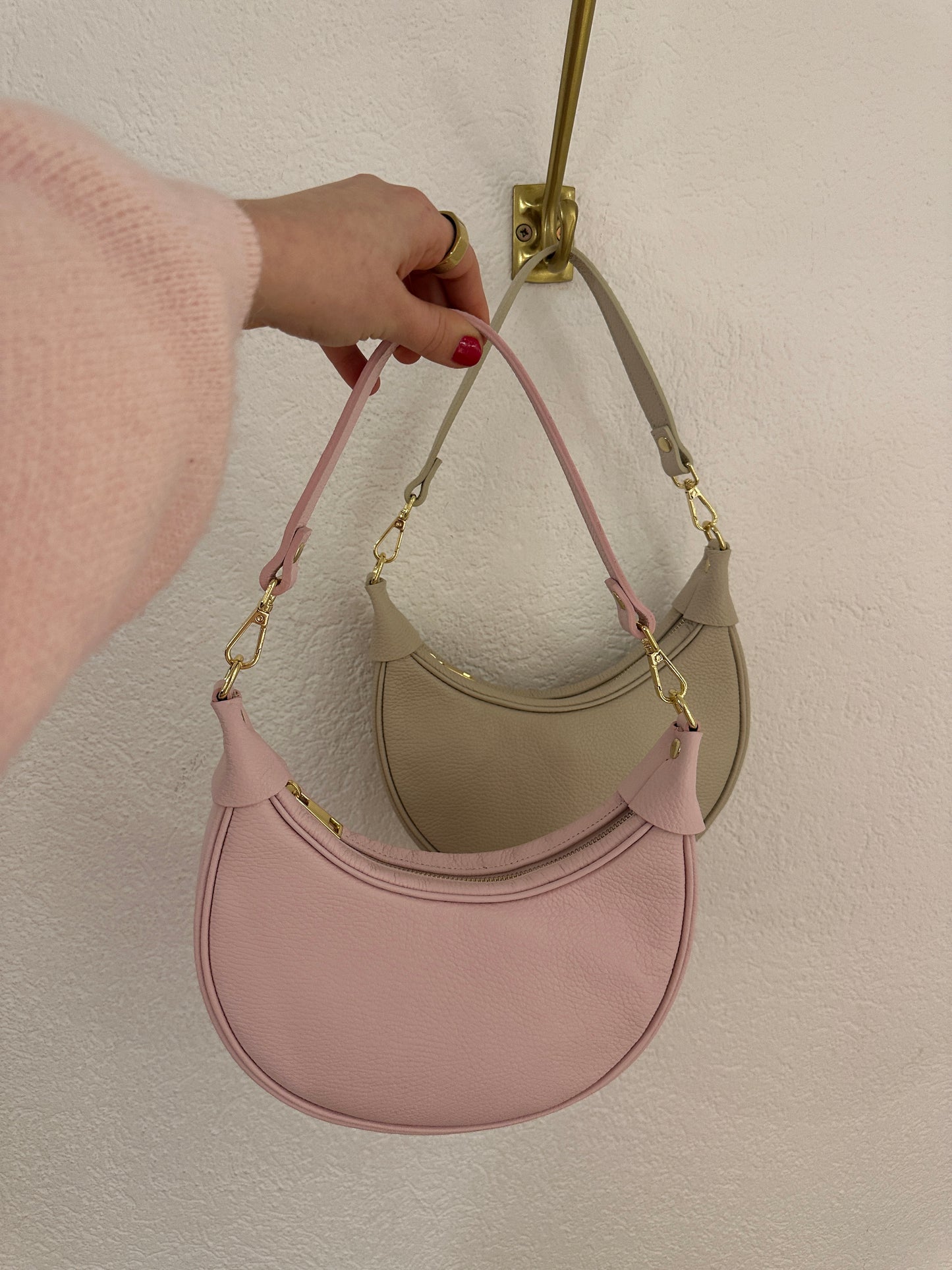 Echtleder Tasche Halbmond versch. Farben