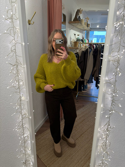 Momjeans mit Leoprint