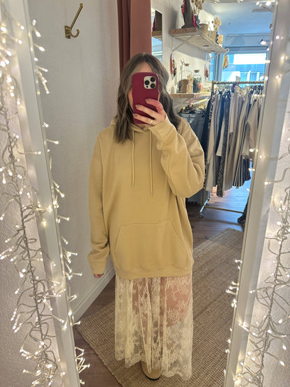 Spitzenrock mit Pailletten