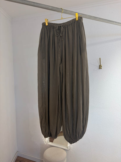 Weite Hose versch. Farben