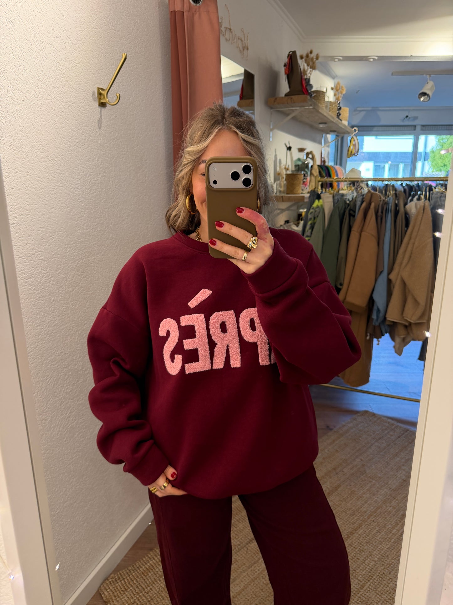 Apres Sweater versch. Farben