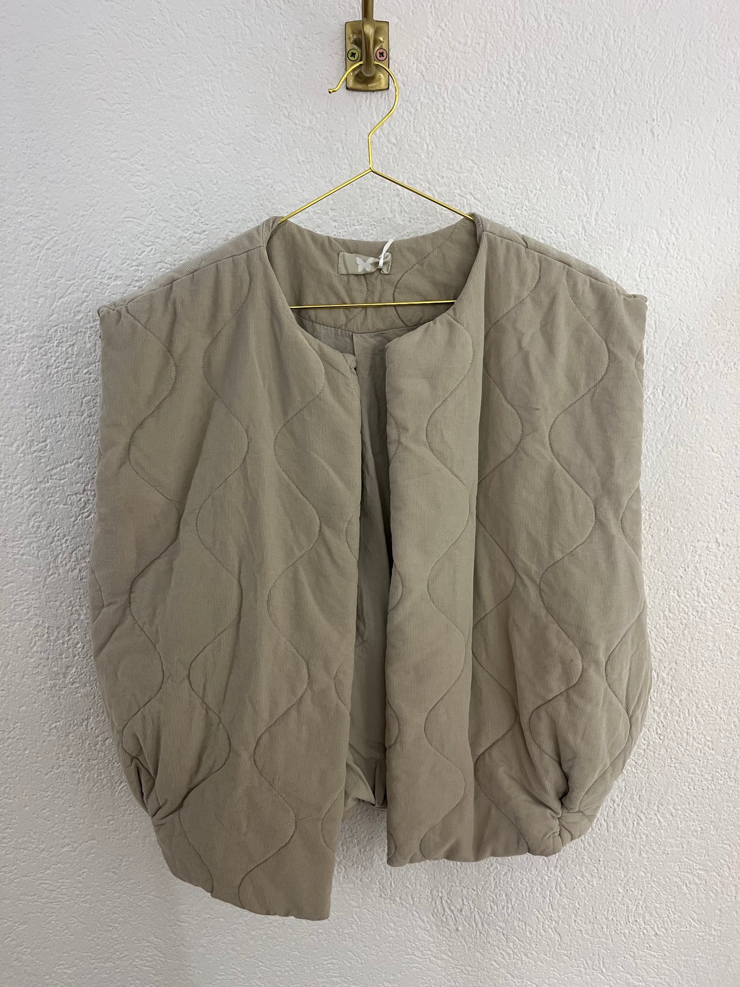 Feine Cordweste versch. Farben