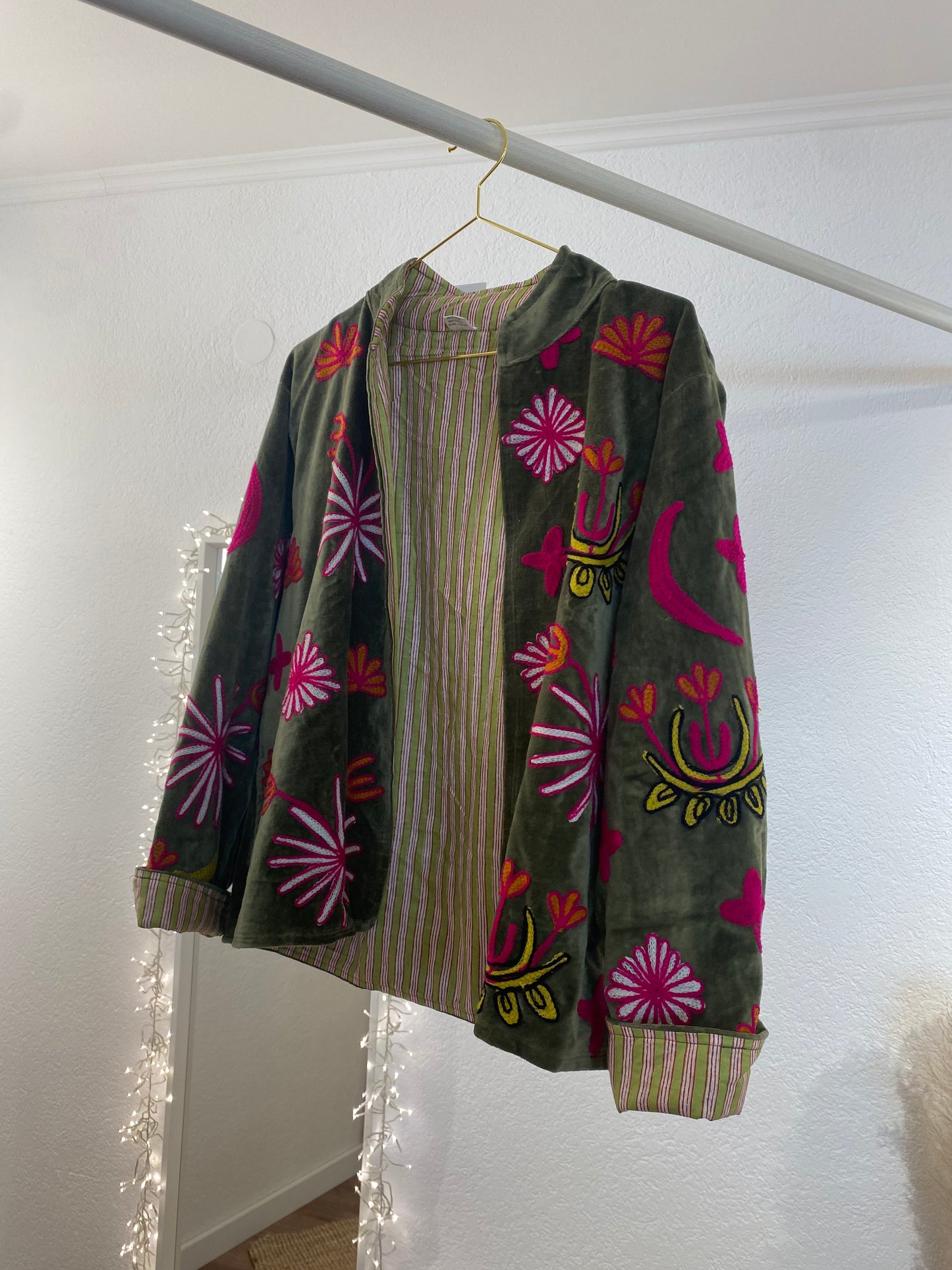 Samt Jacke mit versch. Mustern