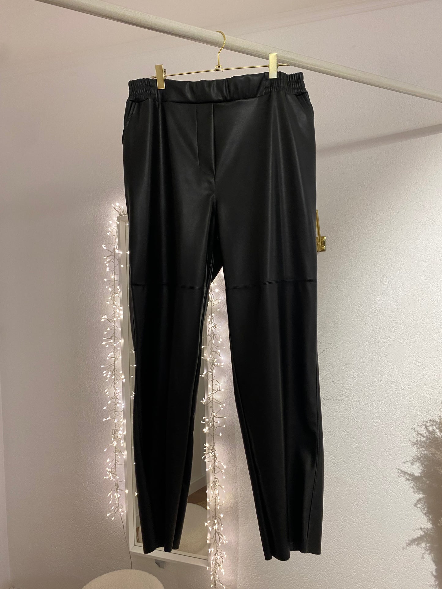 Kunstlederhose versch. Farben