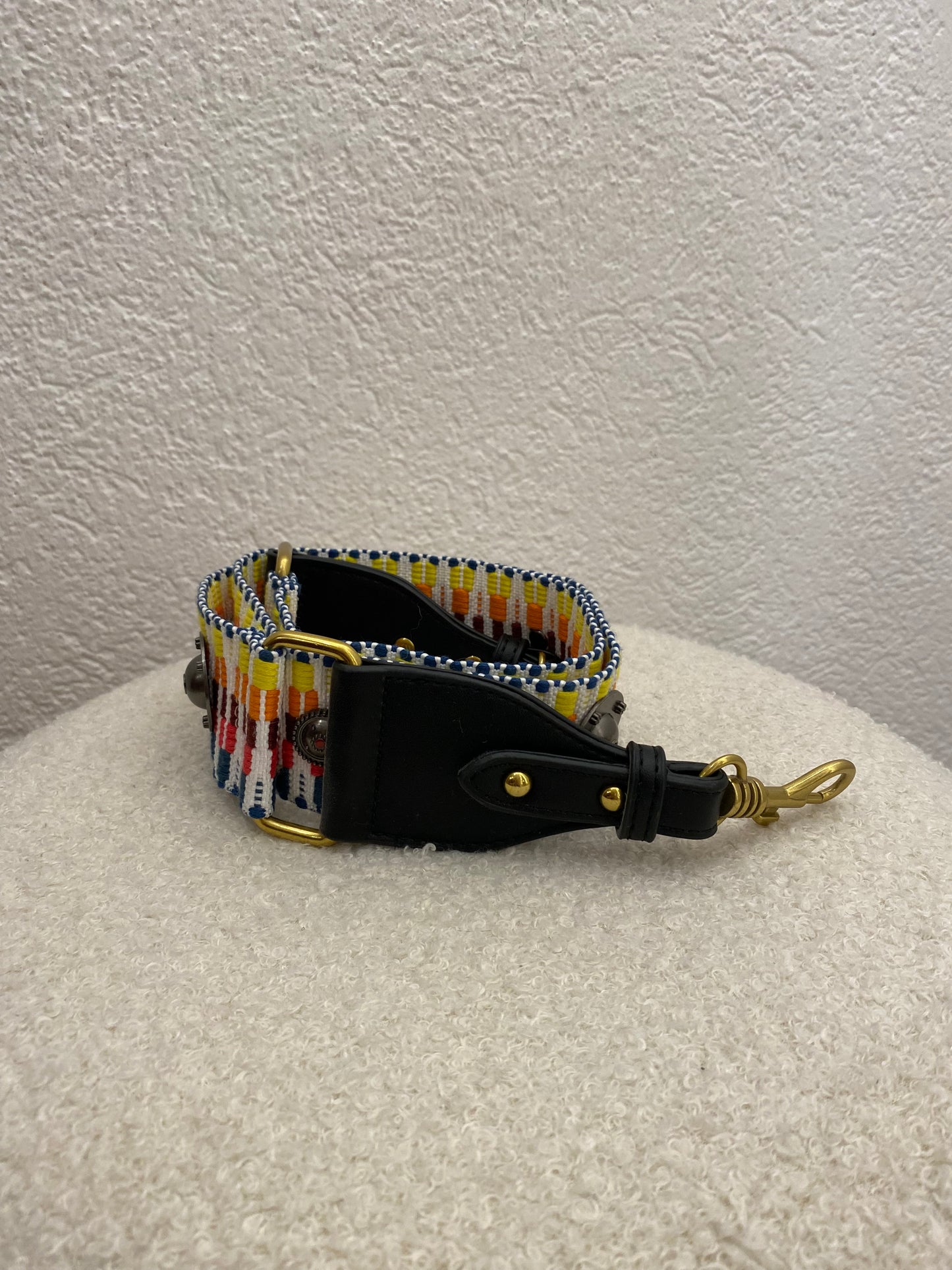 Taschengurt bunt mit Details