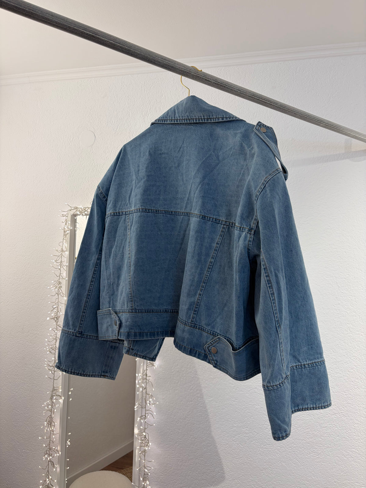Oversized Jeansjacke im Bikerstil