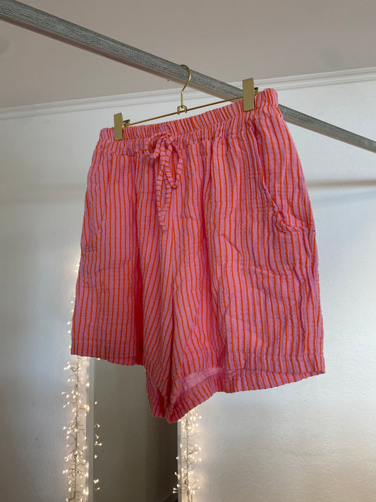Gestreifte Musselin Shorts