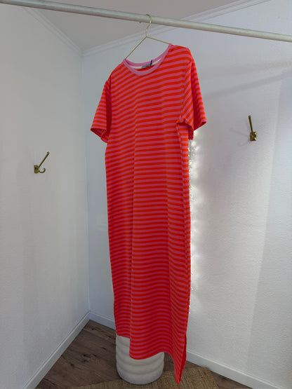 Sweater Kleid mit Streifen