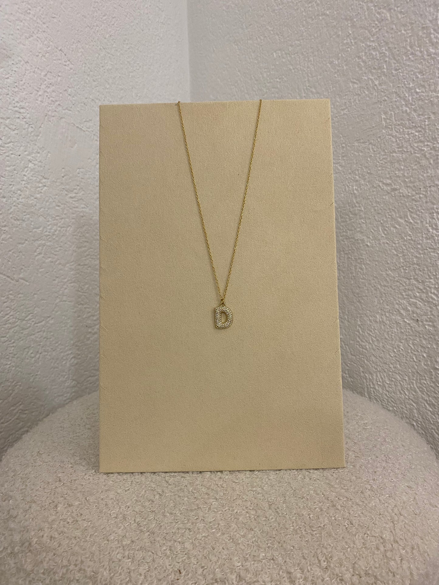 Buchstabenkette mit Glitzer