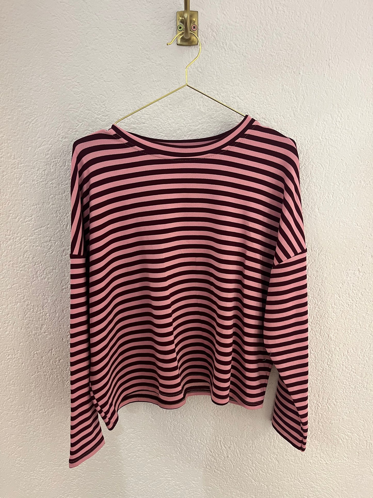 Gestreifte Cropped Shirts versch. Farben