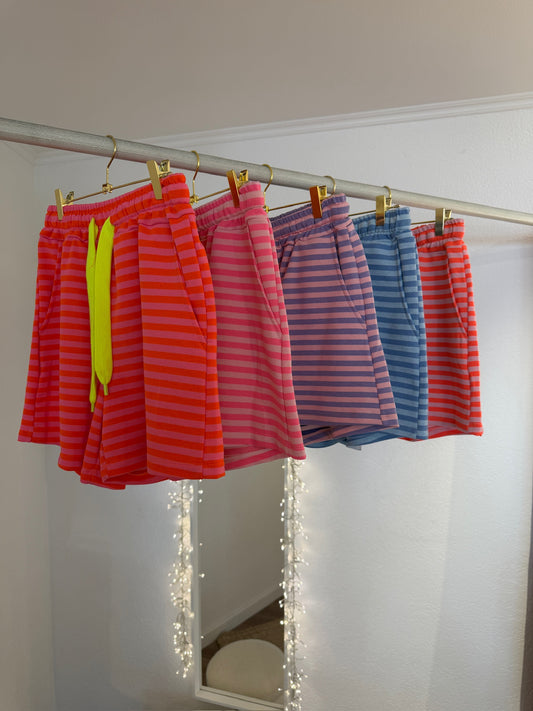 Gestreifte Shorts versch. Farben
