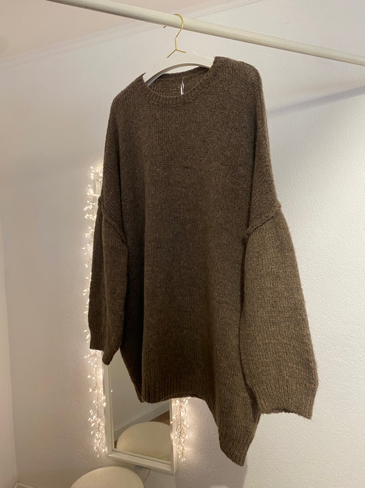 Langer oversized Strickpulli Taupe