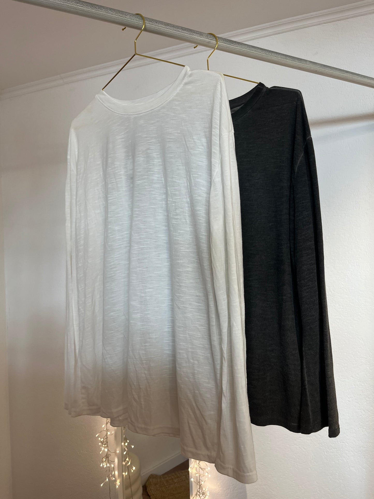 Transparente, weiche Basic Shirts versch. Farben