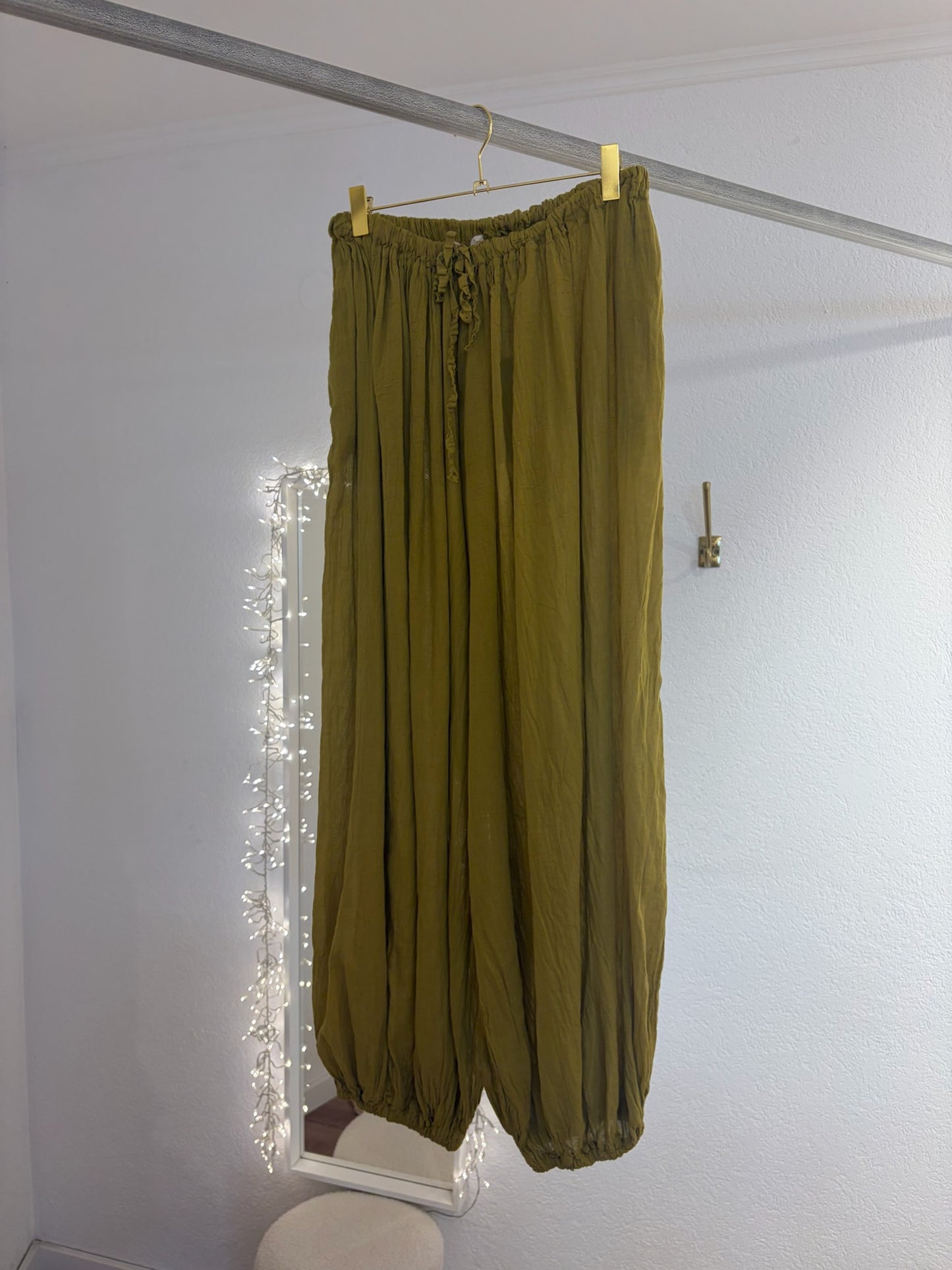 Weite Hose versch. Farben