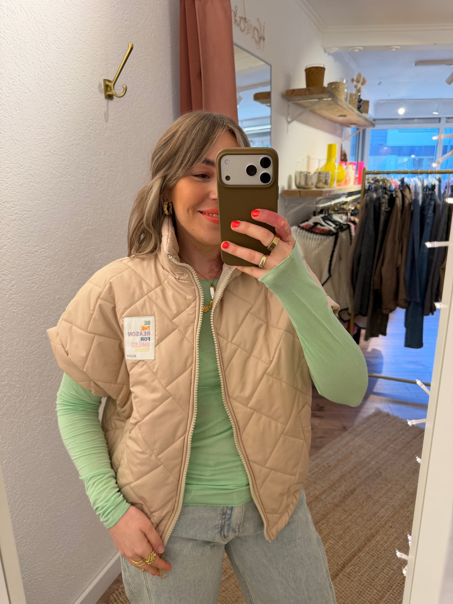 Dünne kurzarm Puffer Jacke versch. Farben