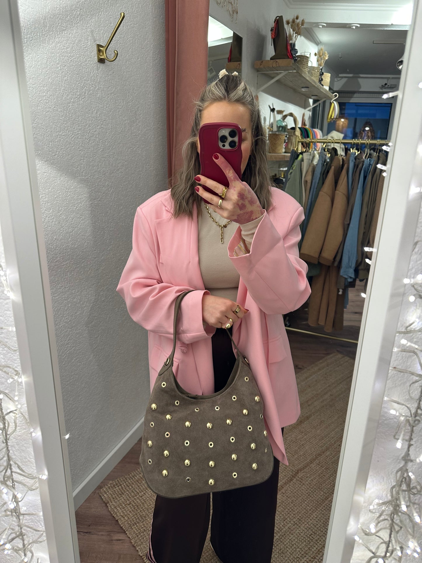 Wildledertasche mit Nieten versch. Farben