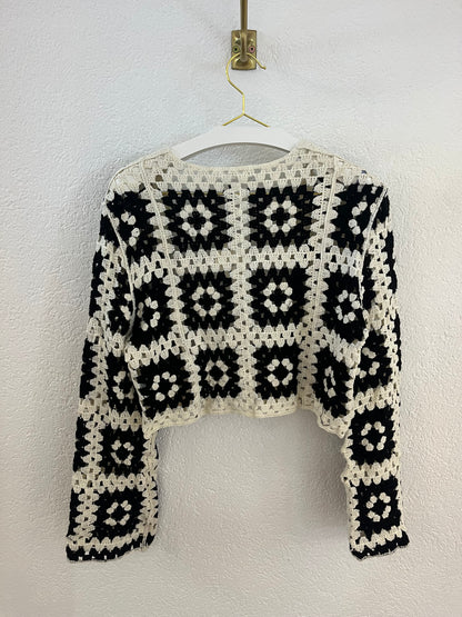 Grob gestrickte Jacke mit Muster