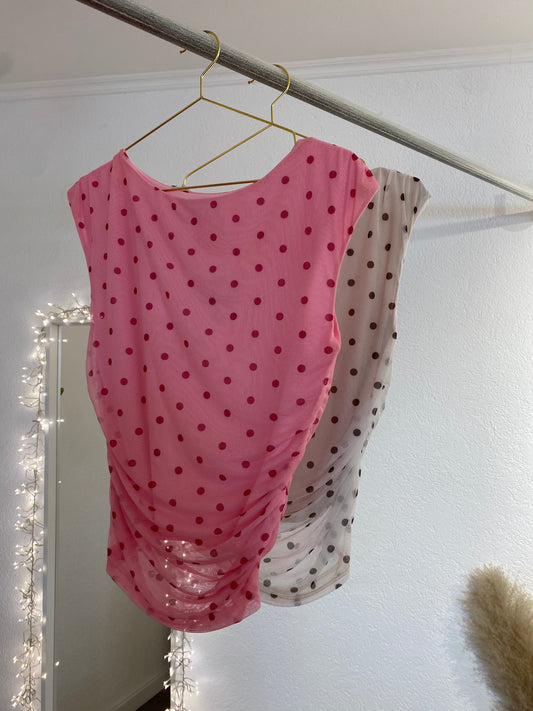 Tailliertes Mesh Shirt mit Punkten