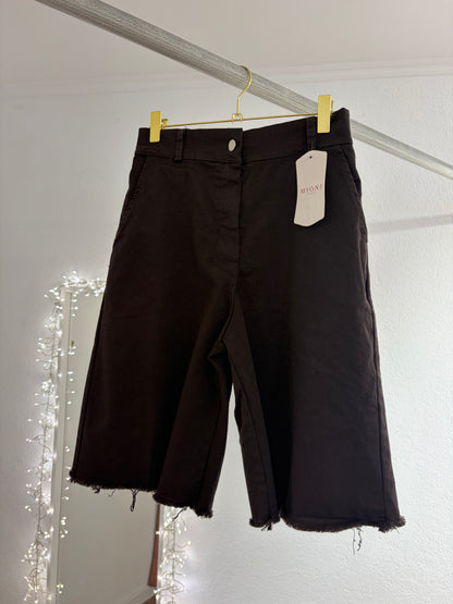 Ausgefranste Bermuda Jeans