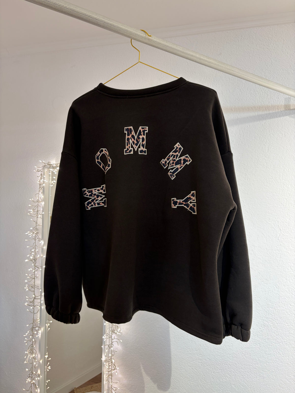 Sweater mit MOMMY Backprint