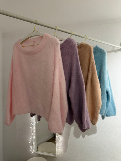 Weicher Pullover leichtem U-Boot Ausschnitt versch. Farben