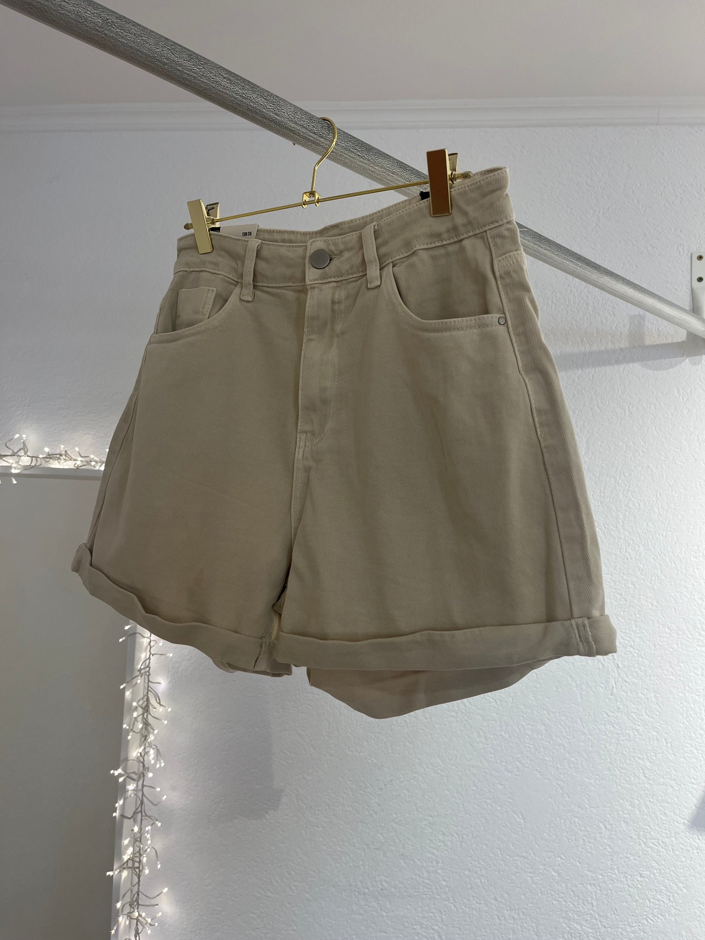Beige Paperbag Jeansshorts