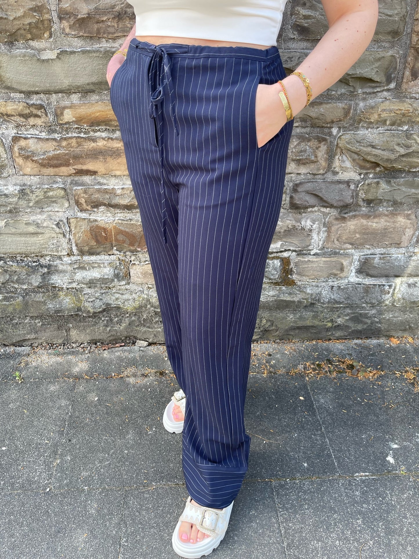 Gestreifte Stoffhose