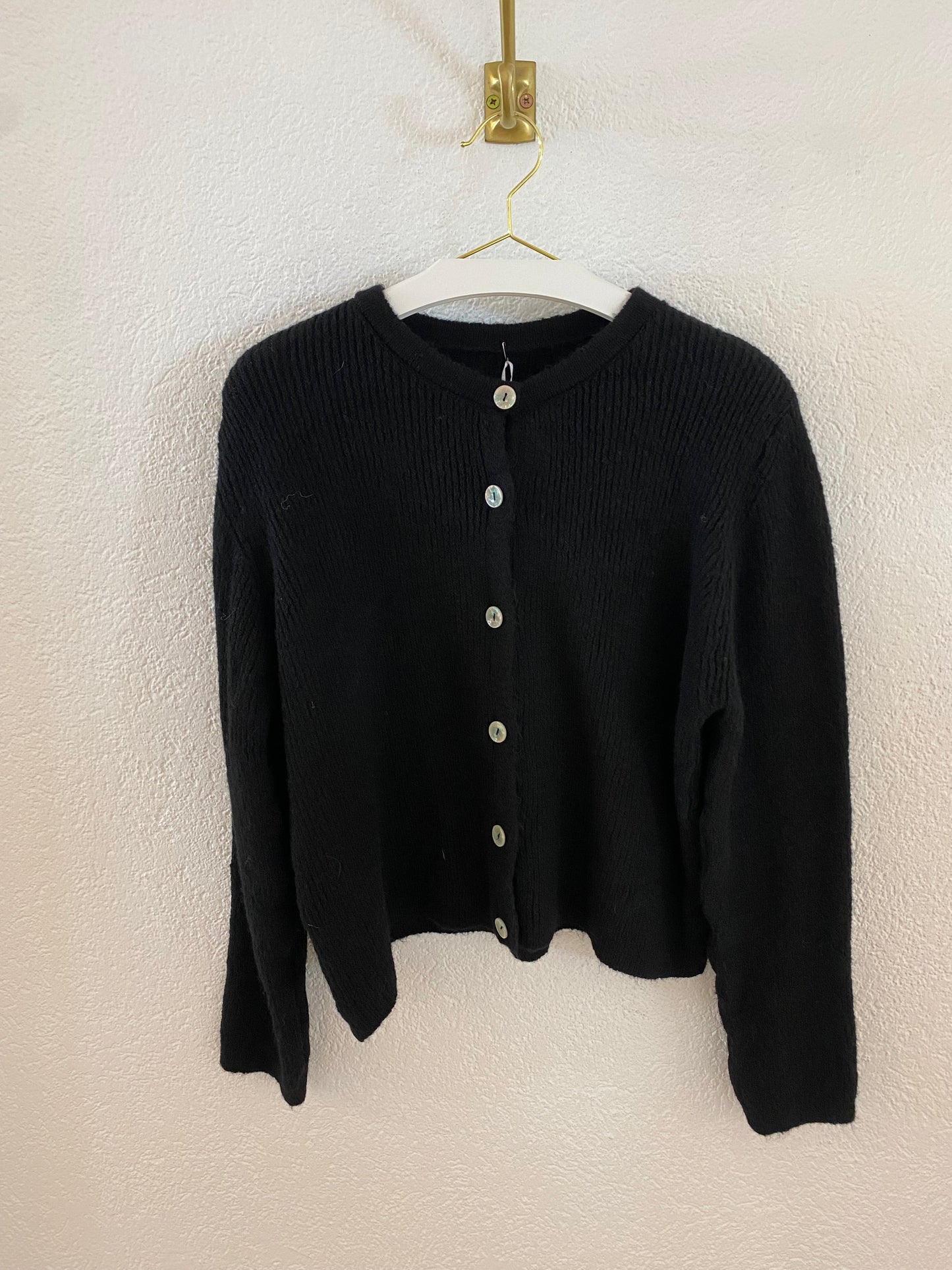 Strickjacke mit Knopfleiste in versch.  Farben