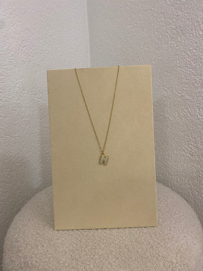 Buchstabenkette mit Glitzer