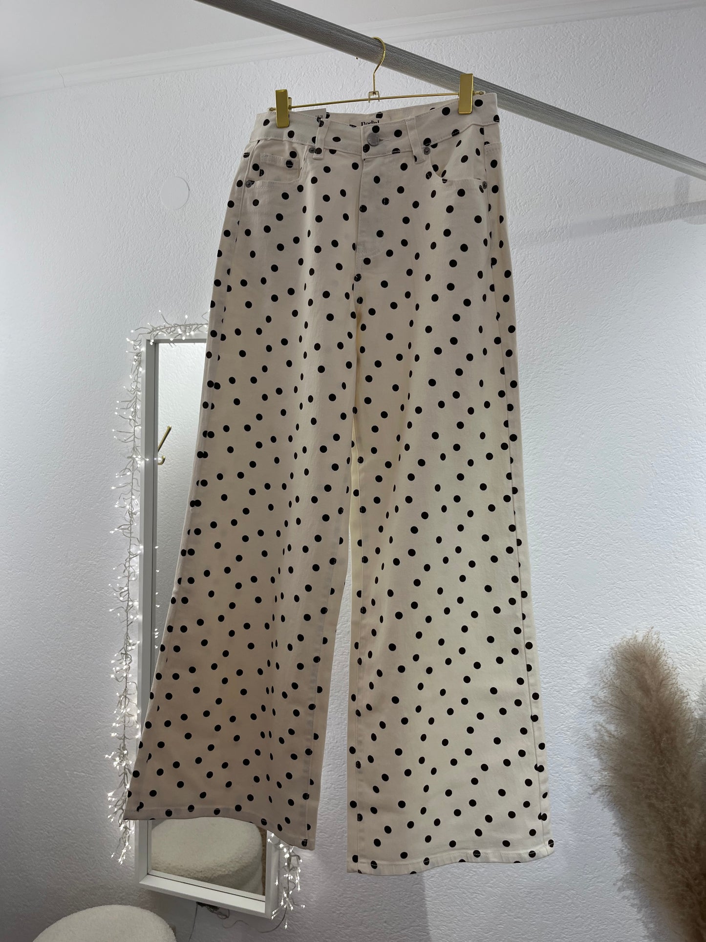 Gepunktete Wide Leg Jeans