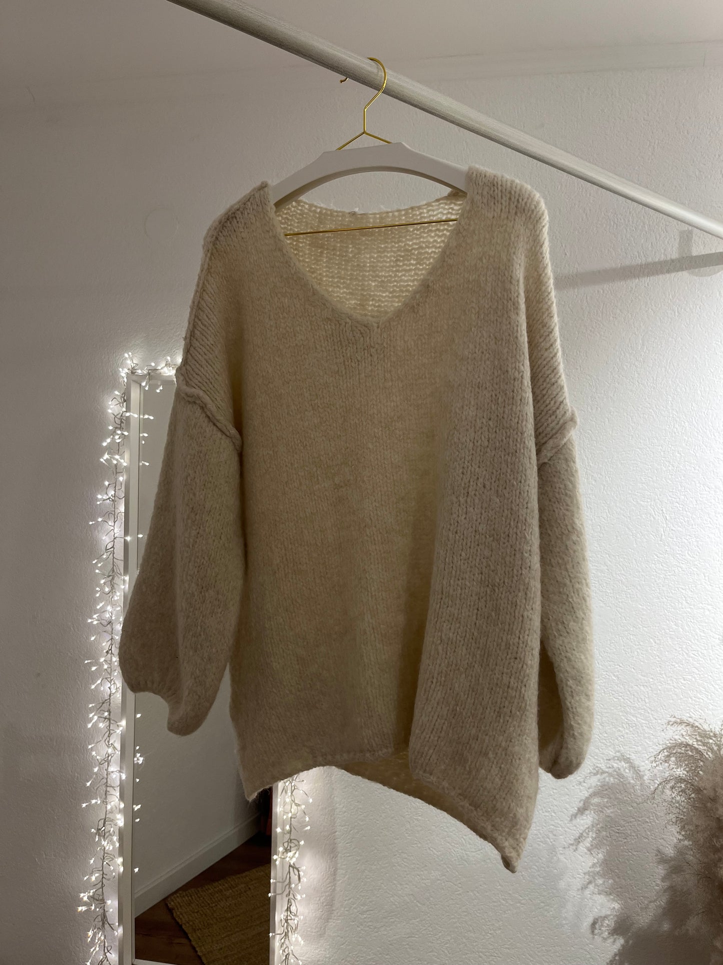Oversize-Strickpullover mit V-Ausschnitt