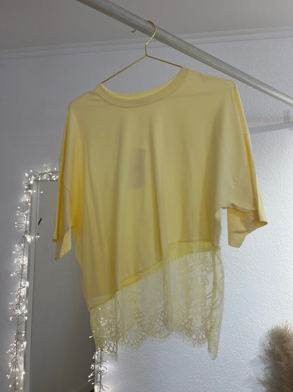 T-Shirt mit Spitzeneinsatz