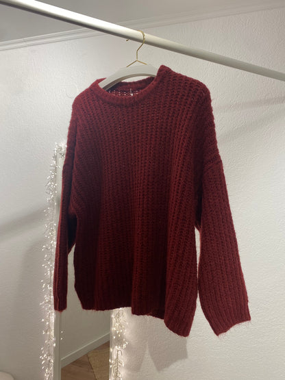 Grob gestrickter Strickpulli