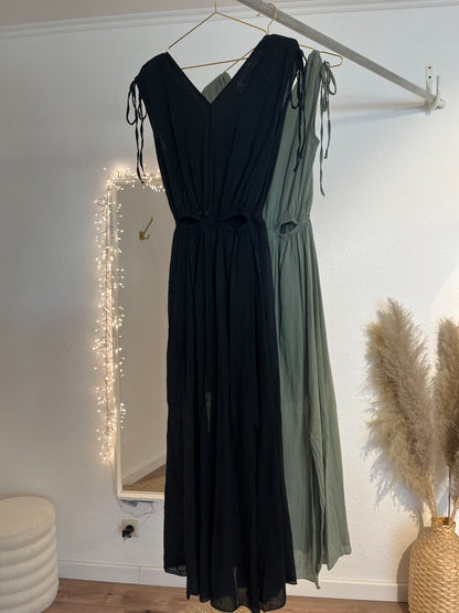 Kleid mit Cut Outs versch. Farben